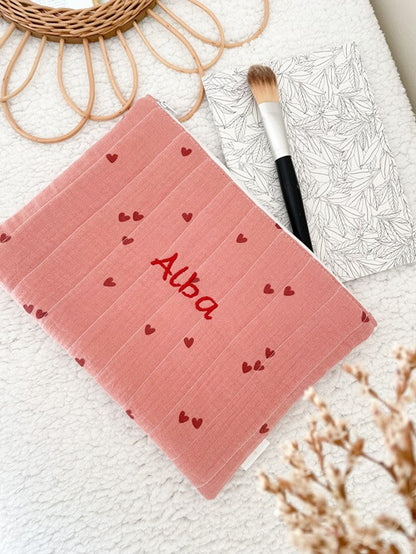 Trousse de toilette matelassée brodée Cerise COEUR